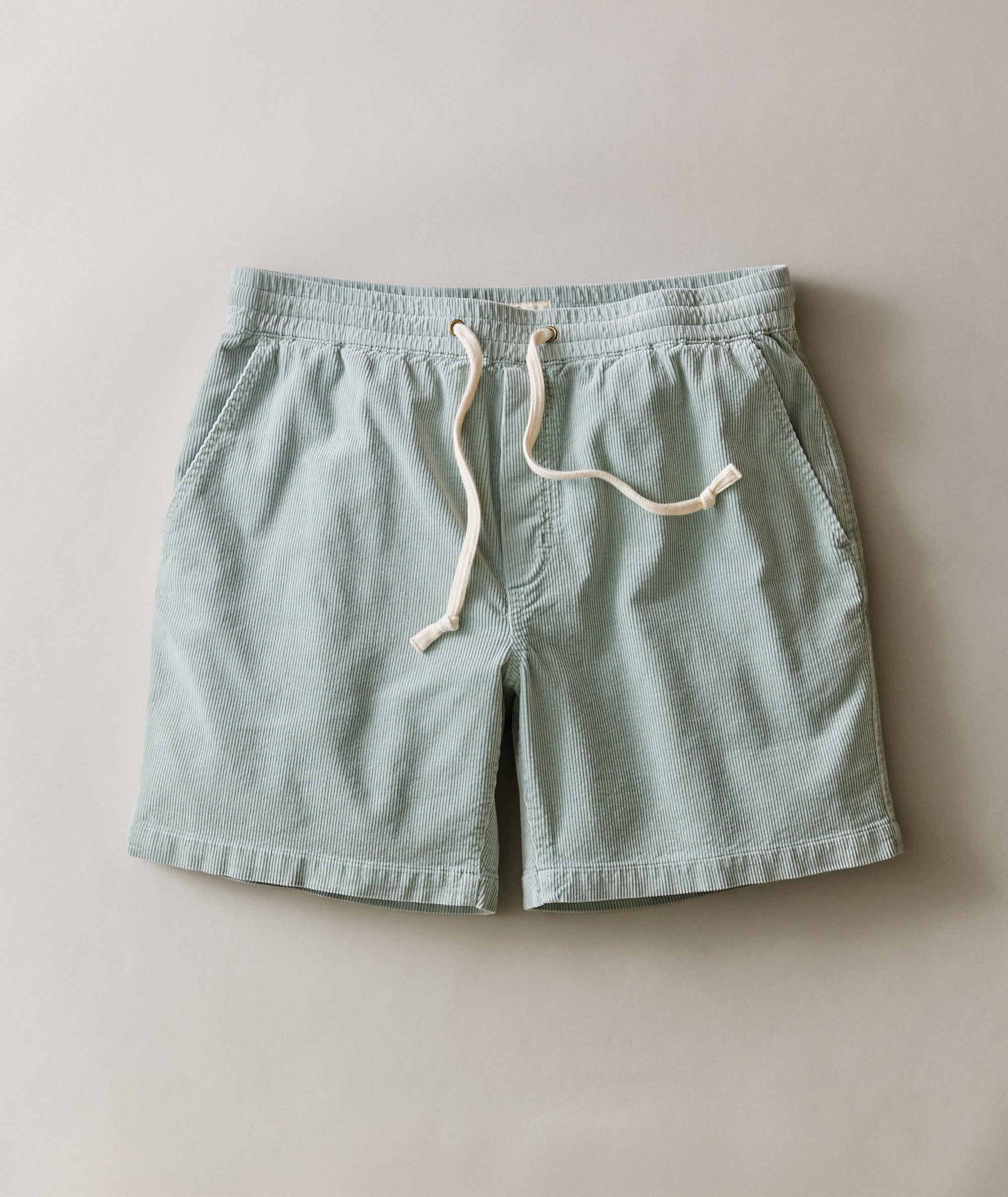 6" Saturday Corduroy Short